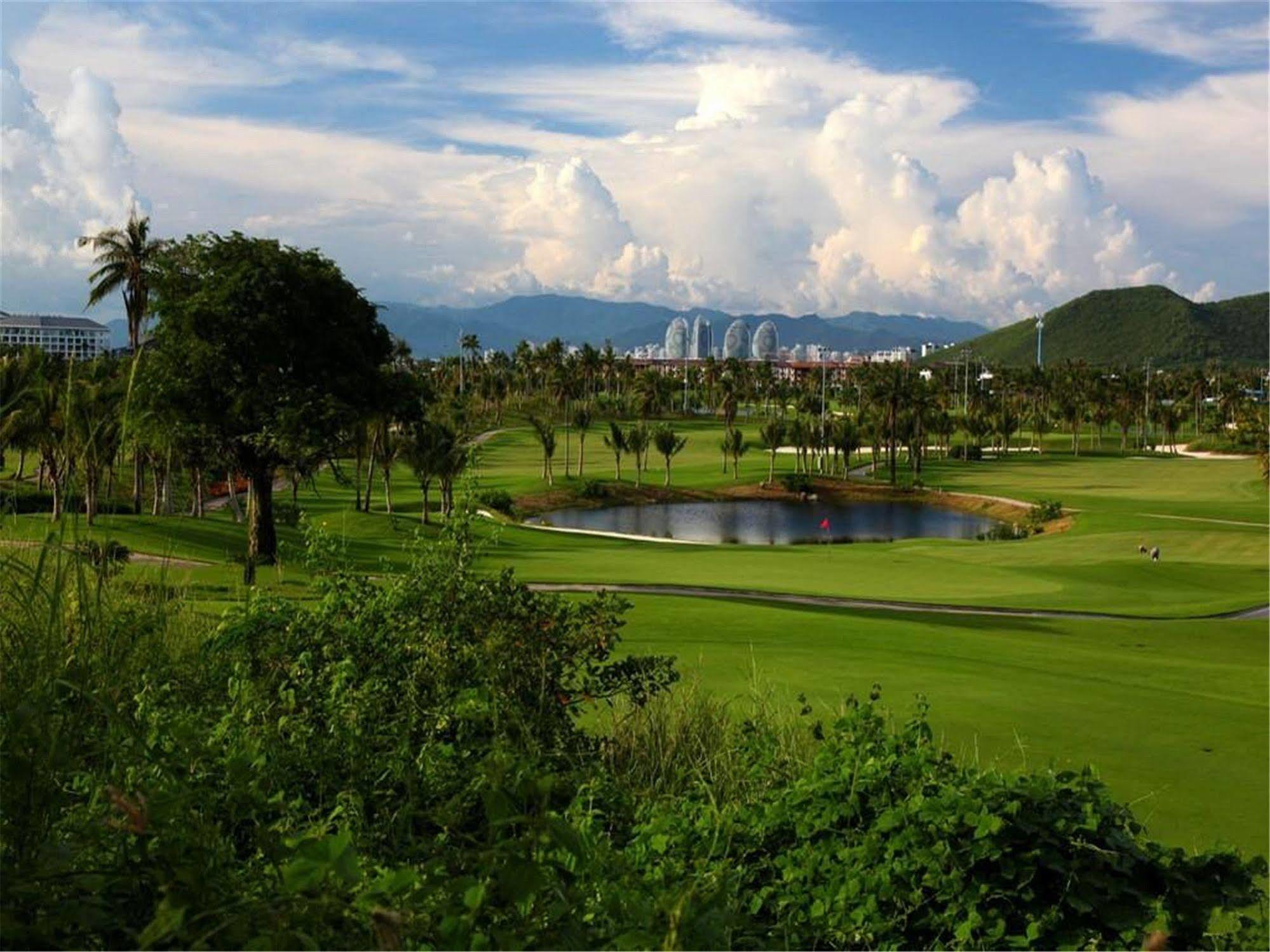 Mingshen Golf & Bay Resort Sanya Exteriör bild